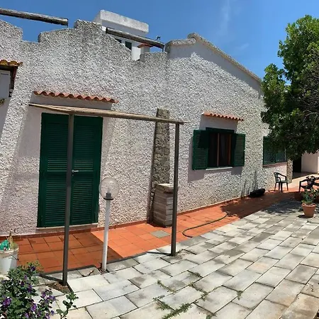 Lovely House In Scalea! Larissa House. 别墅 *