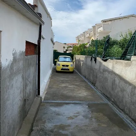 Lovely House In Scalea! Larissa House. * 斯卡莱阿